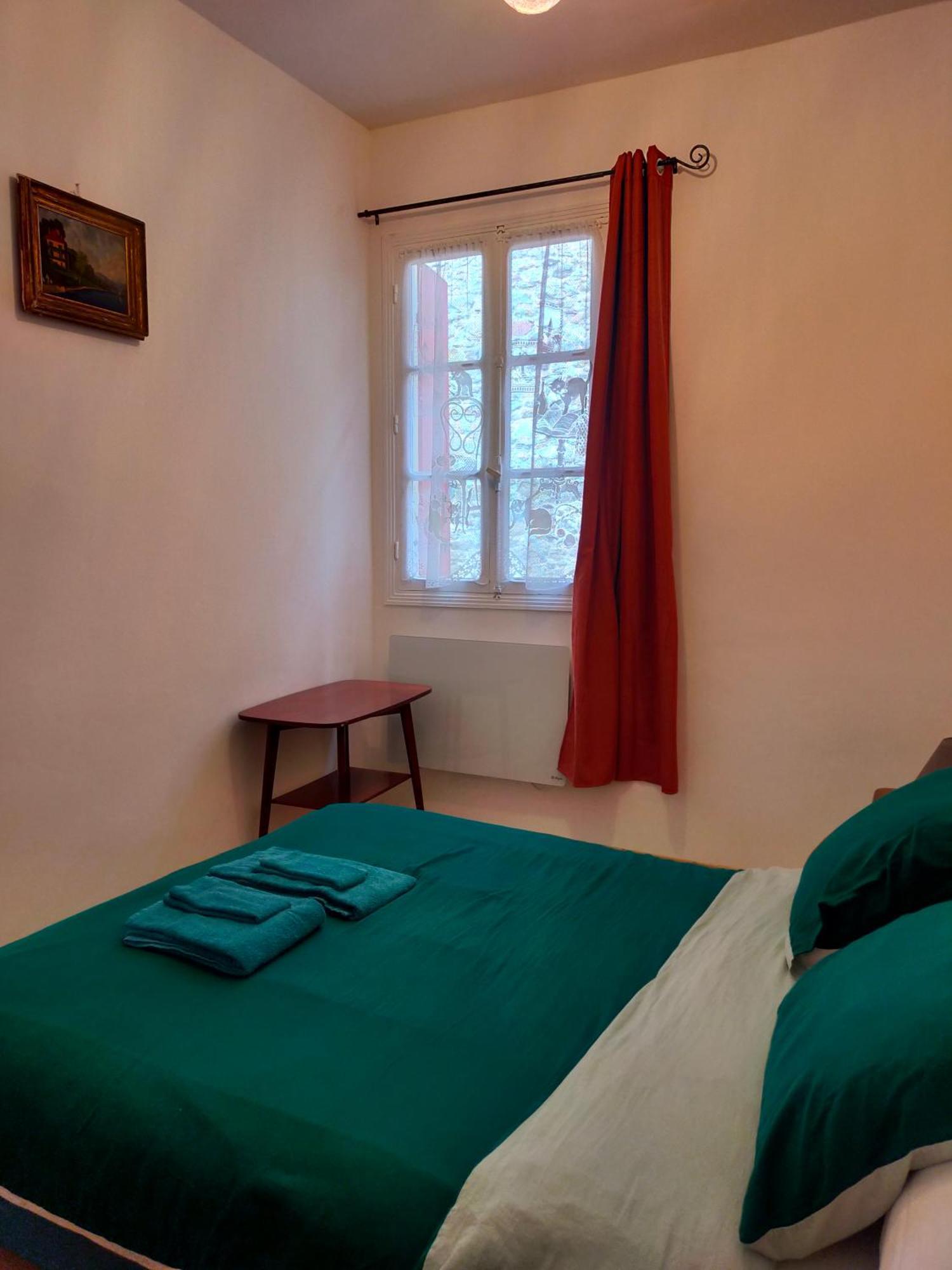 Apartment Au Coeur De Chalabre, Bastide Medievale, Pres Du De Montbel *